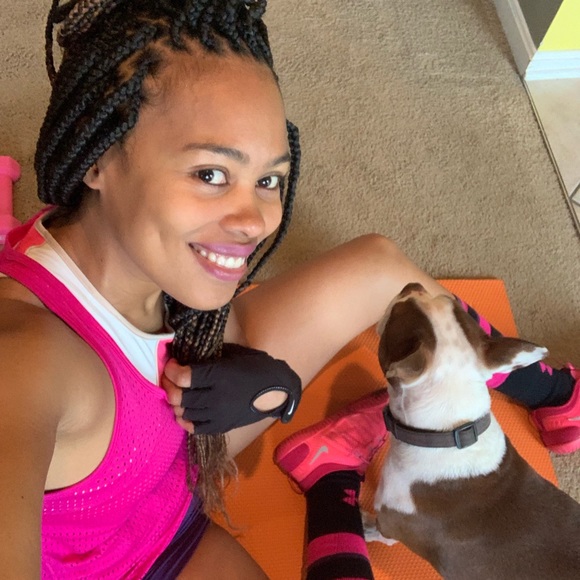 Meet your Posher, Lisa - Picture 3 of 7